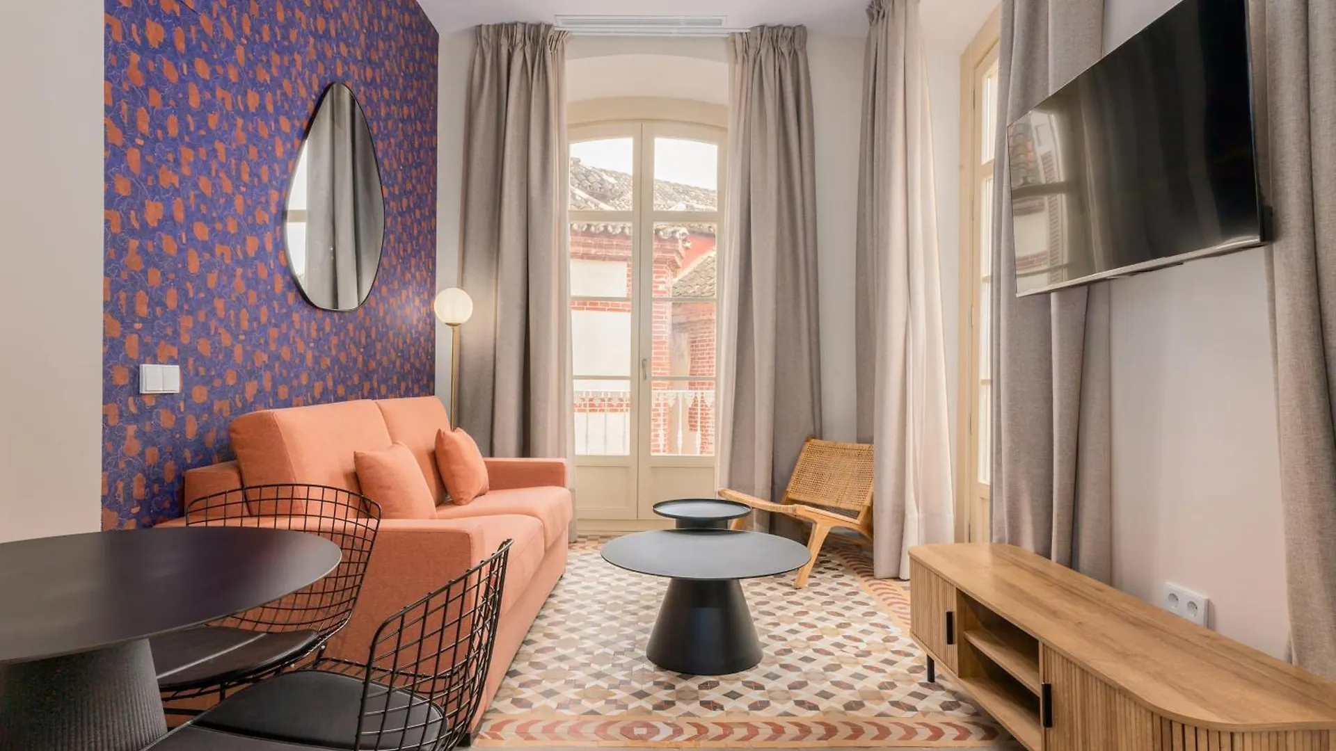 Smartr Malaga Centro Aparthotel