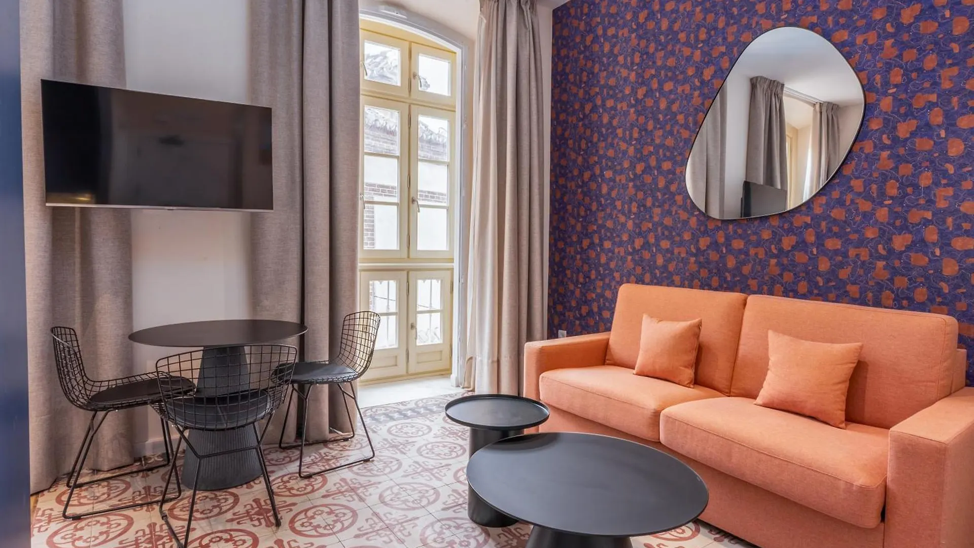 Smartr Malaga Centro Aparthotel