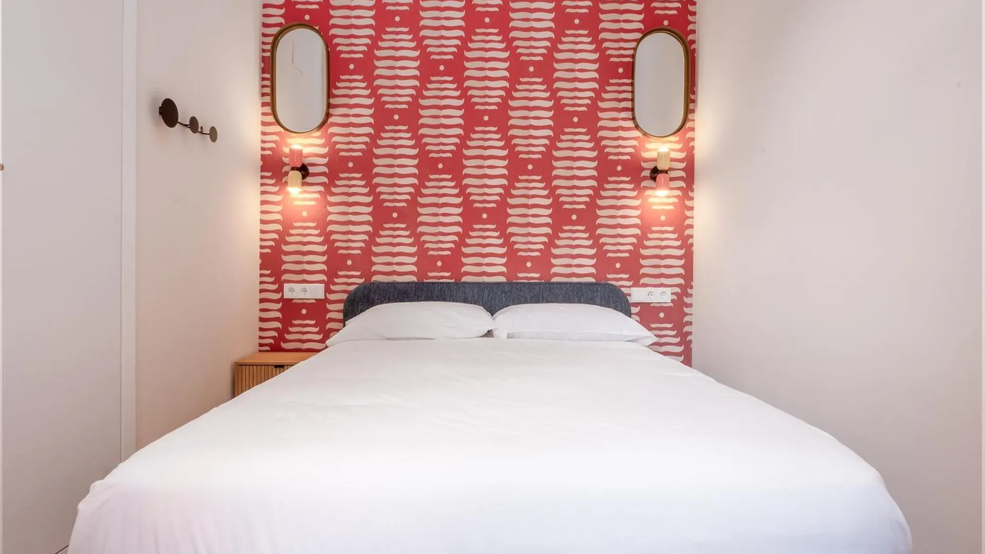 Smartr Malaga Centro Aparthotel 0*,